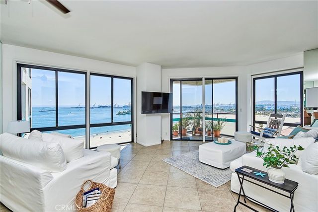 1310 E Ocean 1005, Long Beach, CA 90802