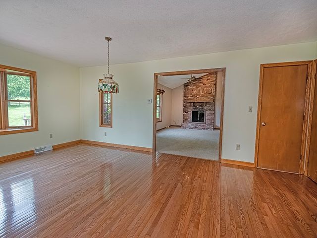 387 Fanker Rd, Jackson Twp, PA 16037