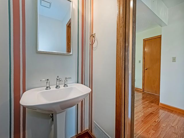 387 Fanker Rd, Jackson Twp, PA 16037