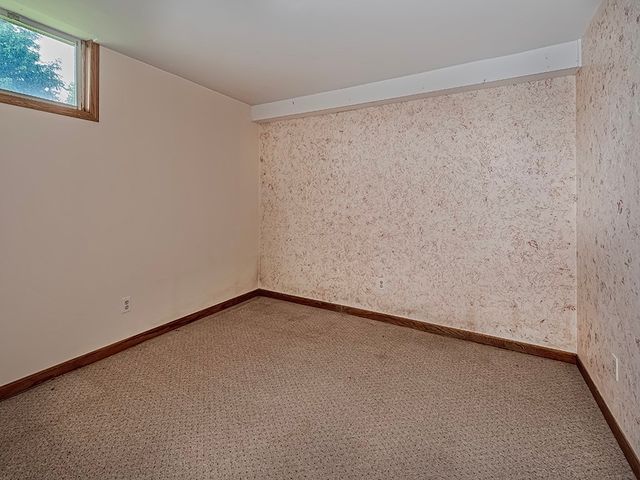 387 Fanker Rd, Jackson Twp, PA 16037