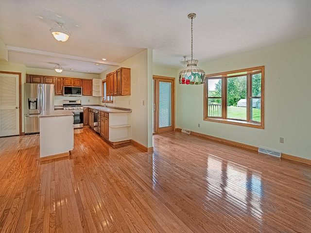 387 Fanker Rd, Jackson Twp, PA 16037