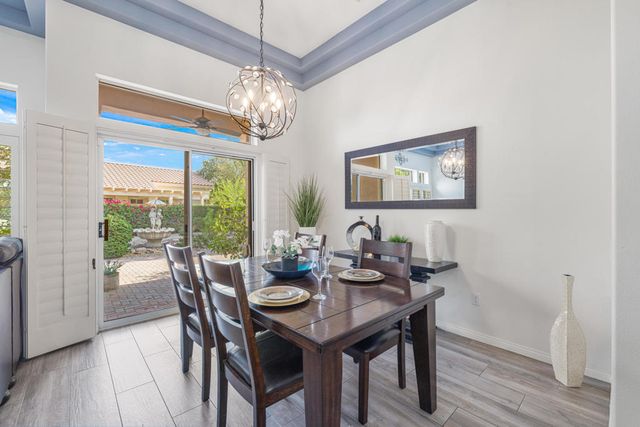 78892 Fountain Hills Drive, Palm Desert, CA 92211