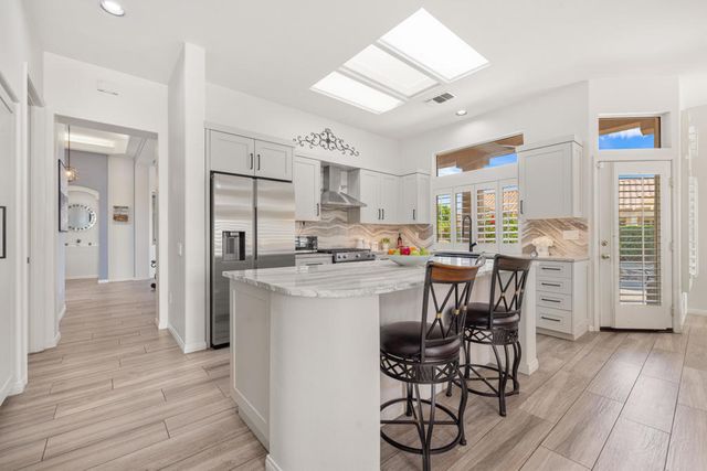 78892 Fountain Hills Drive, Palm Desert, CA 92211