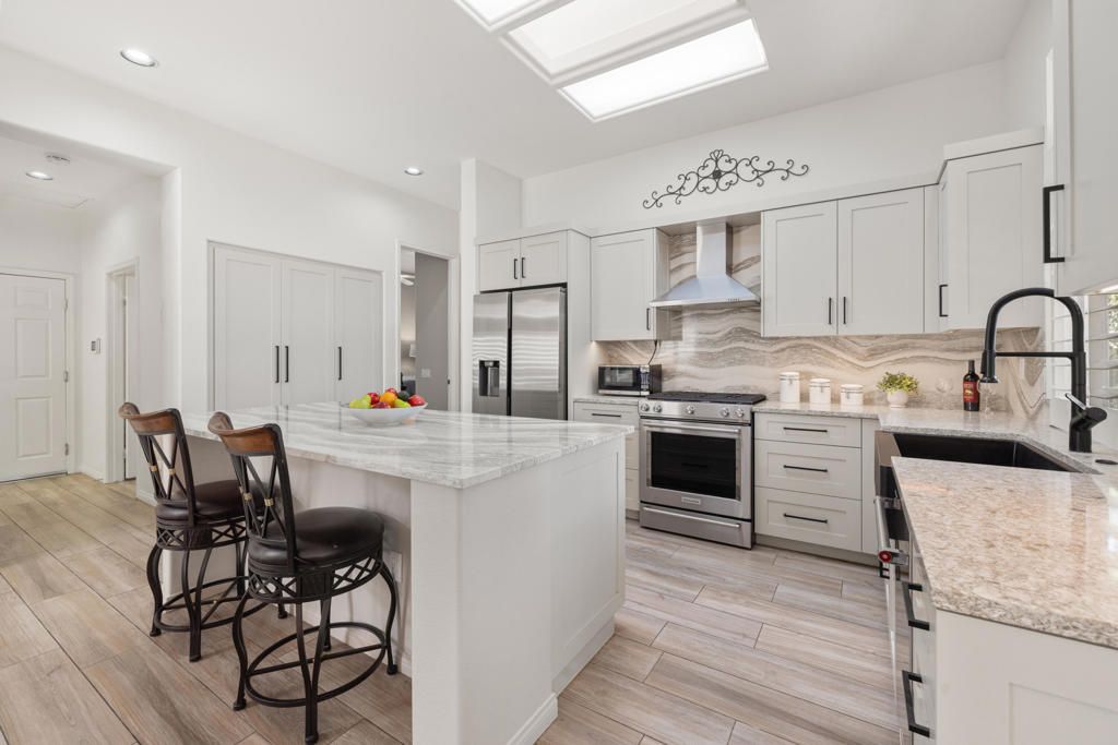 Image 15 of property listing at 78892 Fountain Hills Drive, Palm Desert, CA 92211