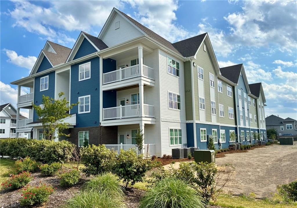 1720 Vankar Drive #202, Virginia Beach, VA 23456