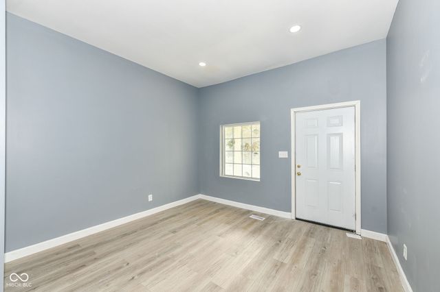 1213 N Newman Street, Indianapolis, IN 46201