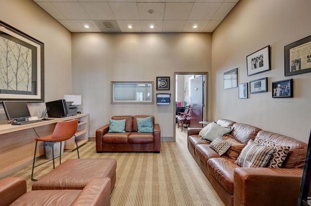 655 S Riverside Dr Apt 801, Memphis, TN 38103