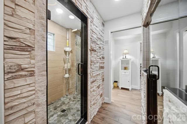 176 Charis Lane, Statesville, NC 28677