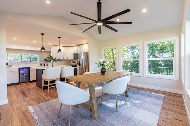 544 Cedar Court, Munster, IN 46321