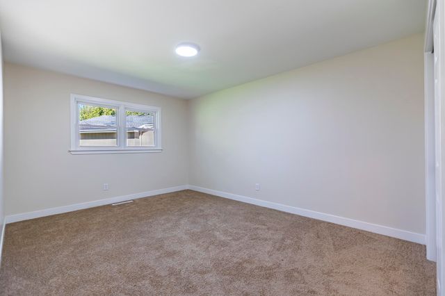 544 Cedar Court, Munster, IN 46321