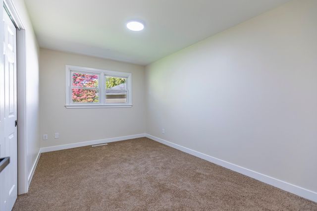 544 Cedar Court, Munster, IN 46321