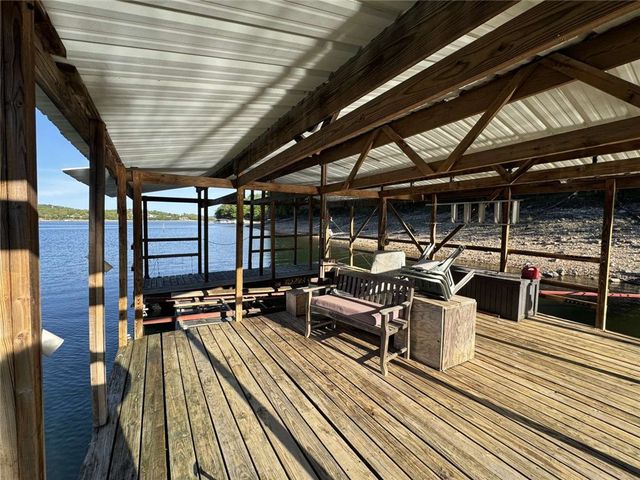 22005 Indian Bluff Road, Garfield, AR 72732