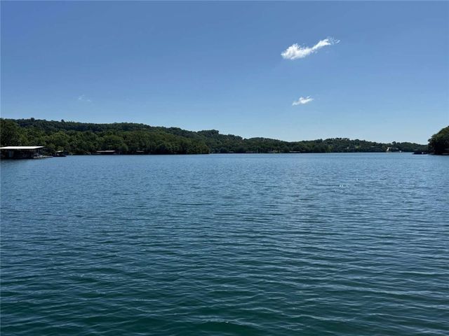 22005 Indian Bluff Road, Garfield, AR 72732