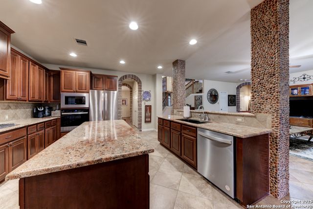 20522 Deer Garden CV, San Antonio, TX 78266
