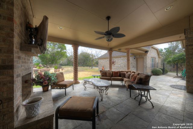 20522 Deer Garden CV, San Antonio, TX 78266