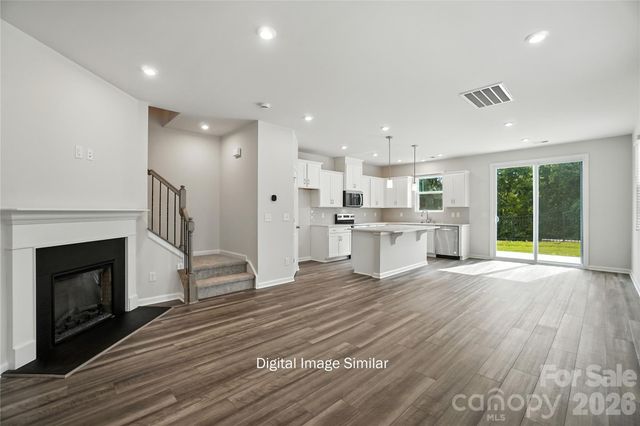 7524 Hodges Meadow Lane, Charlotte, NC 28213