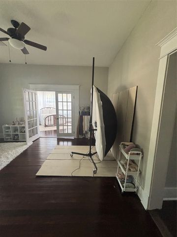 311 W Sam Rayburn Drive, Bonham, TX 75418