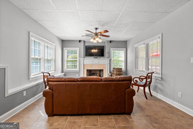 295 Ashborough Park, Fayetteville, GA 30215