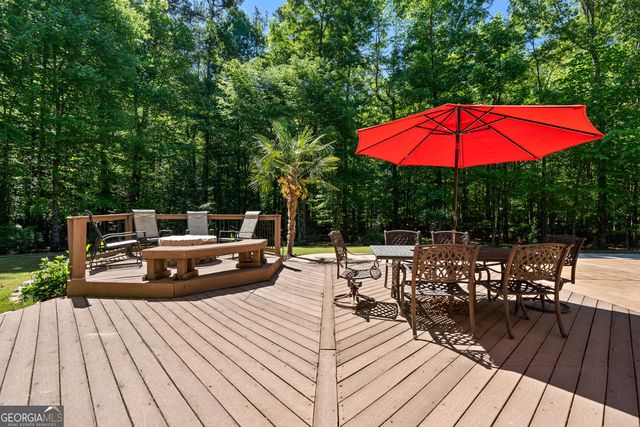 295 Ashborough Park, Fayetteville, GA 30215