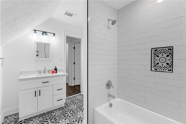 6329 Orchard RD, New Kent, VA 23124