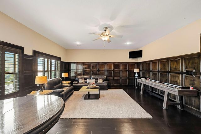 2 Turin Turn Drive, Missouri City, TX 77459