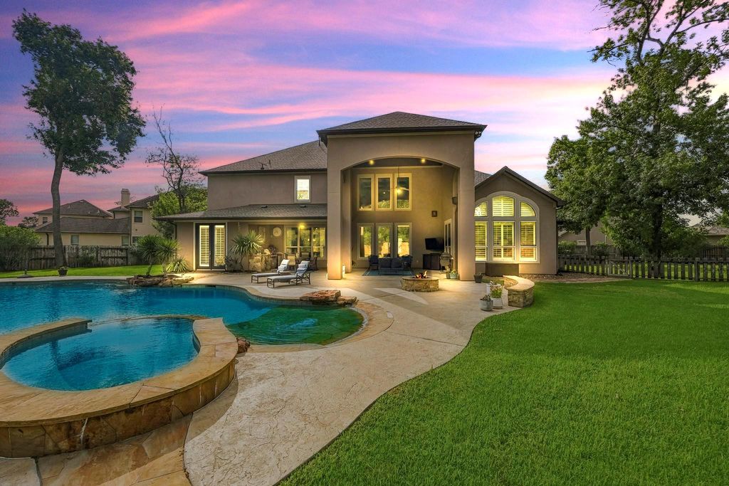 2 Turin Turn Drive, Missouri City, TX 77459