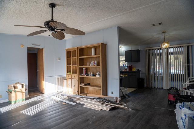 157 NE 172ND AVENUE, Silver Springs, FL 34488