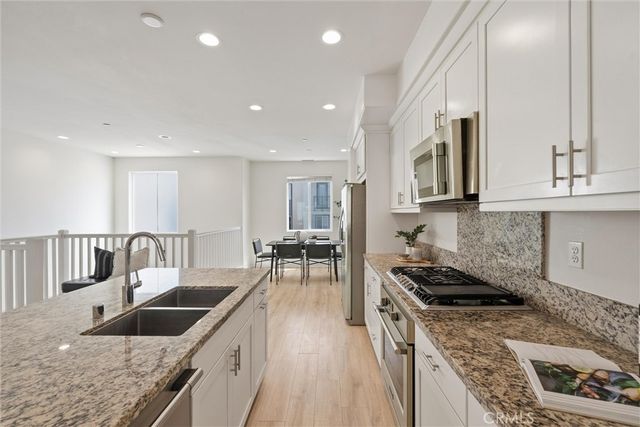 542 E Imperial Avenue, El Segundo, CA 90245