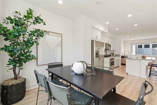 542 E Imperial Avenue, El Segundo, CA 90245