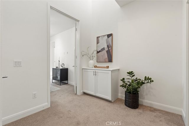 542 E Imperial Avenue, El Segundo, CA 90245