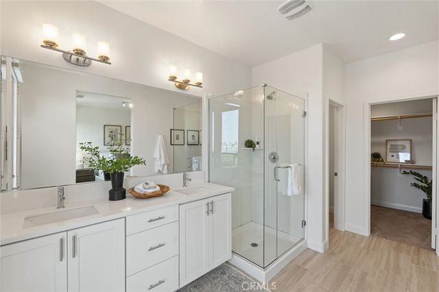 542 E Imperial Avenue, El Segundo, CA 90245