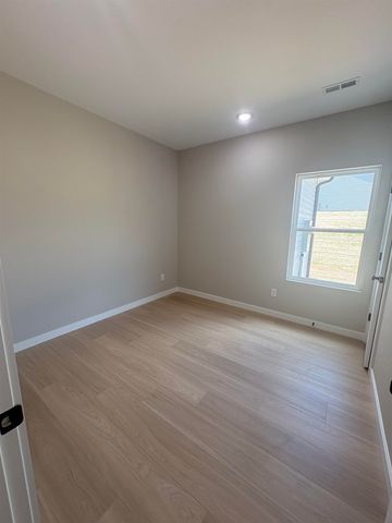 326 Minkum Rd, Gaffney, SC 29340