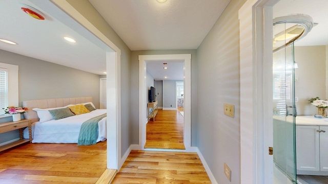 33 Volusia Rd, Hingham, MA 02043