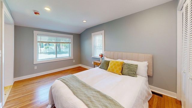 33 Volusia Rd, Hingham, MA 02043
