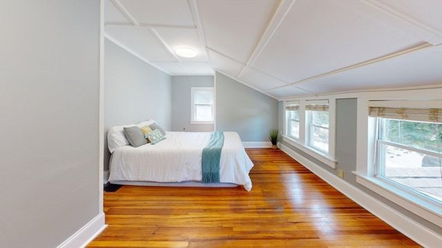 33 Volusia Rd, Hingham, MA 02043
