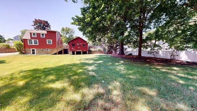 33 Volusia Rd, Hingham, MA 02043