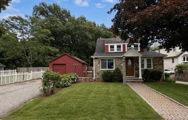 33 Volusia Rd, Hingham, MA 02043