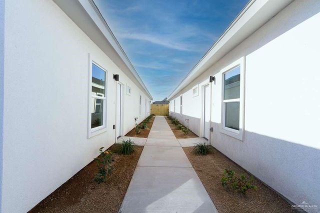 501 N Emerald Avenue, Edinburg, TX 78541