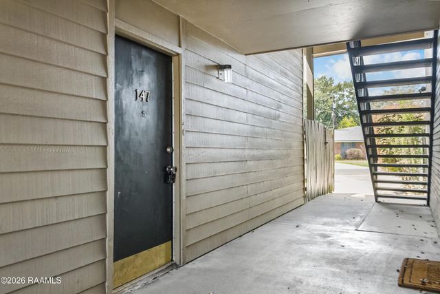 220 Doucet Road 147f, Lafayette, LA 70503