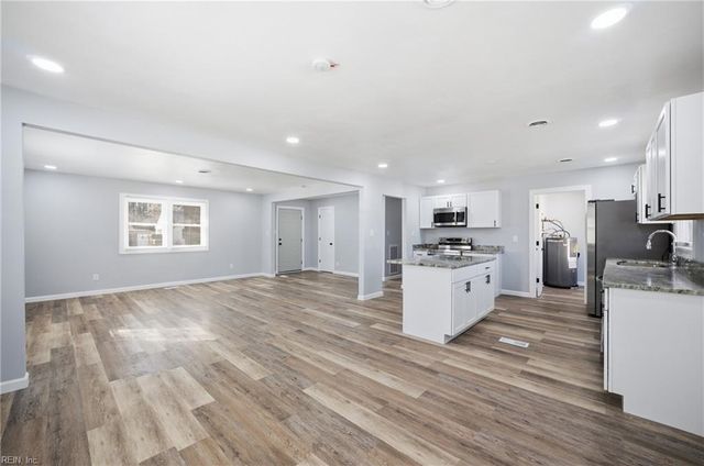 2044 Miller AVE, Chesapeake, VA 23320