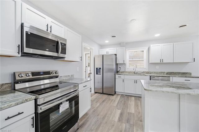 2044 Miller AVE, Chesapeake, VA 23320