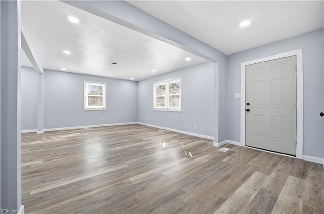 2044 Miller AVE, Chesapeake, VA 23320