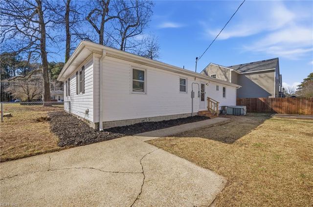 2044 Miller AVE, Chesapeake, VA 23320