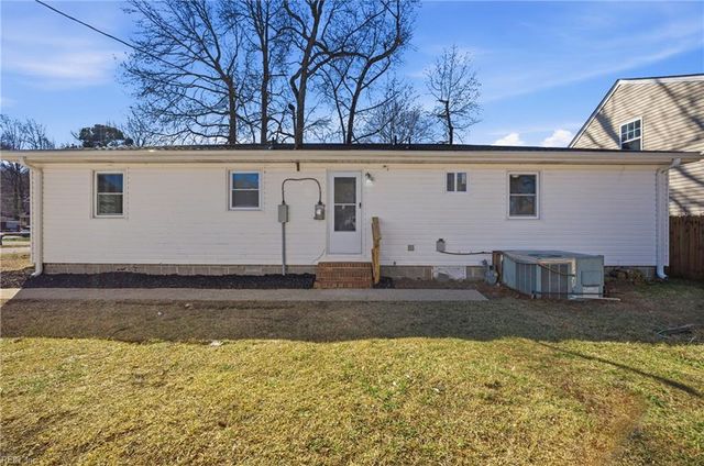 2044 Miller AVE, Chesapeake, VA 23320