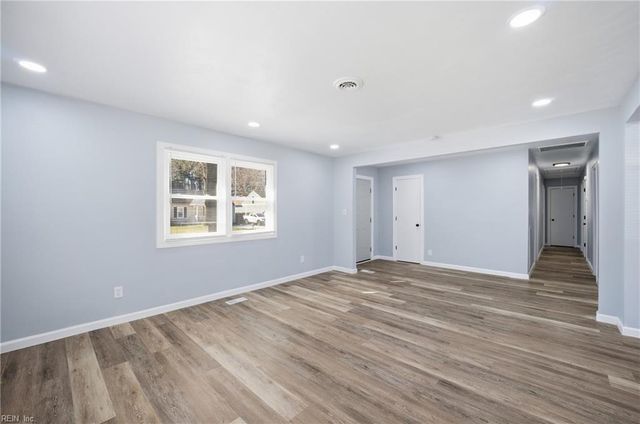 2044 Miller AVE, Chesapeake, VA 23320