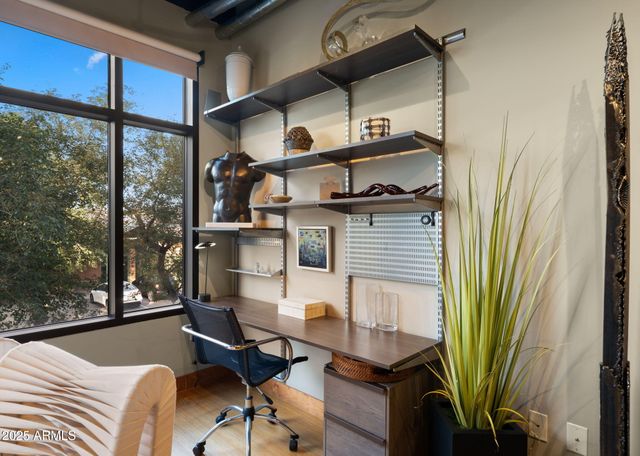 4020 N SCOTTSDALE Road 2010, Scottsdale, AZ 85251