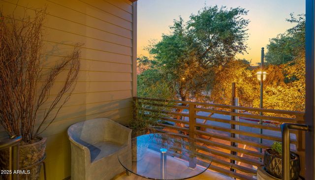 4020 N SCOTTSDALE Road 2010, Scottsdale, AZ 85251