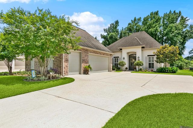 37357 Whispering Hollow Ave, Prairieville, LA 70769