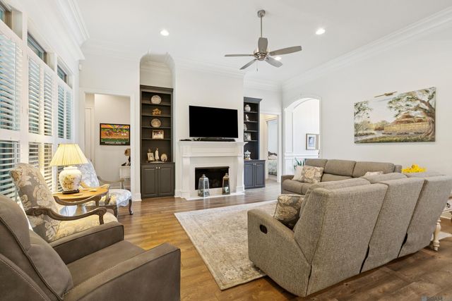 37357 Whispering Hollow Ave, Prairieville, LA 70769