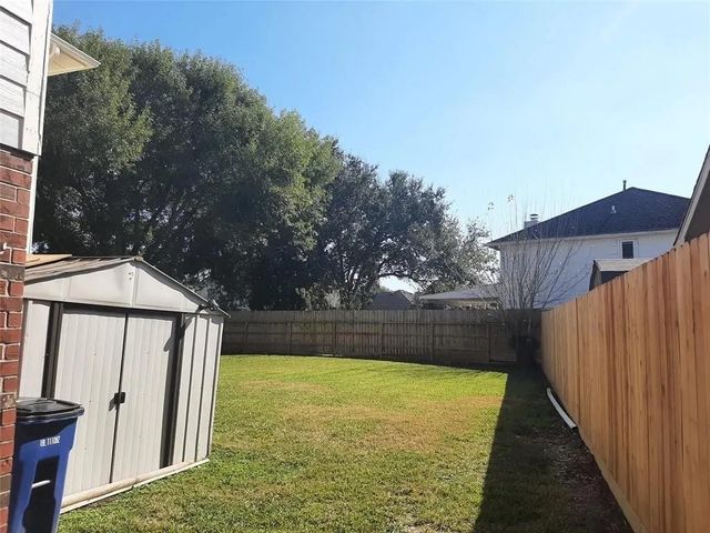 3005 Wood Hollow Drive, League City, TX 77573